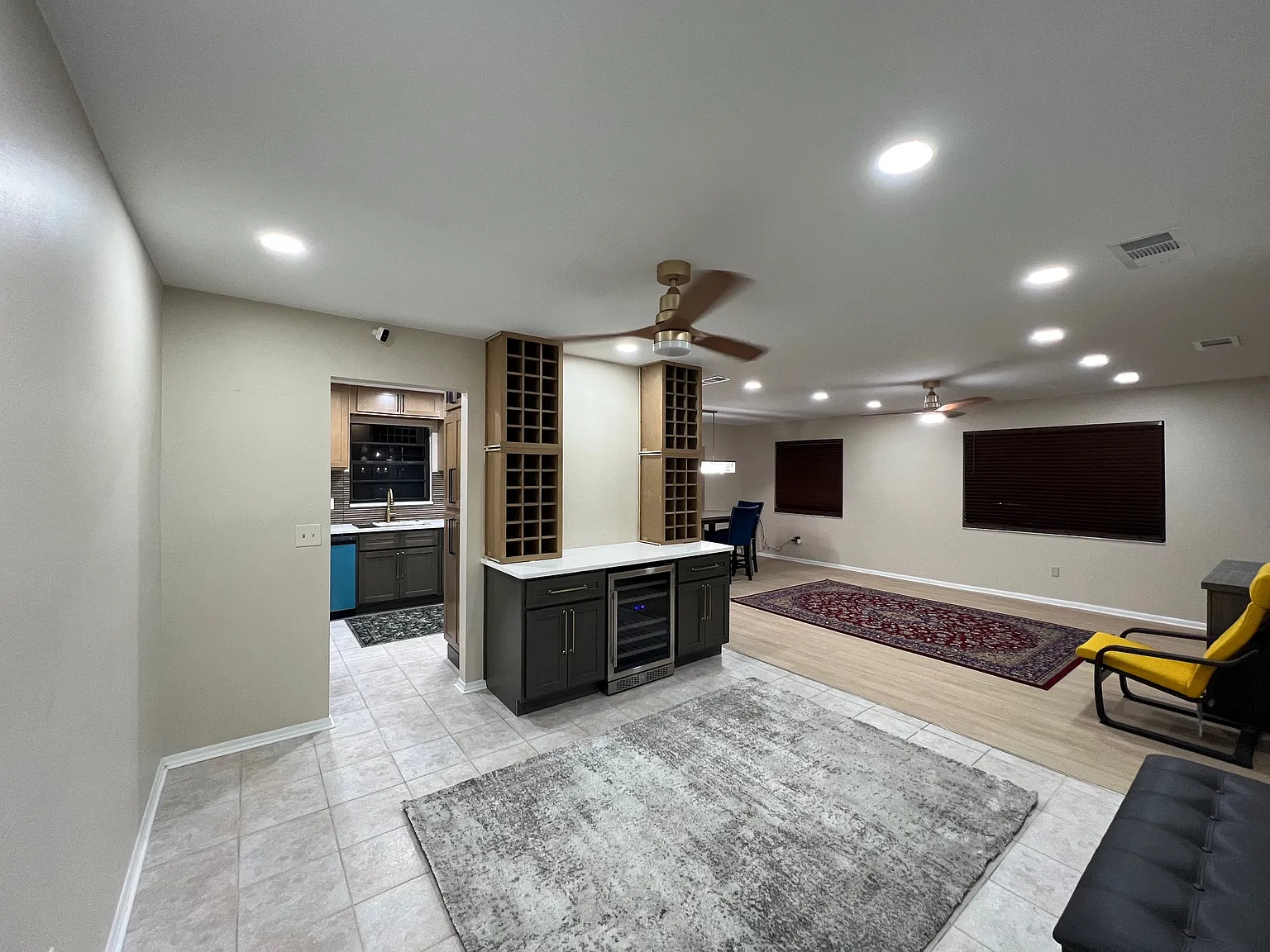 2 bed, 1245 sqft, $1,950 — Photo 2