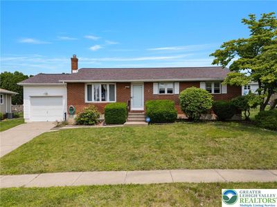 94 Brader Dr, Wilkes Barre, PA, 18705