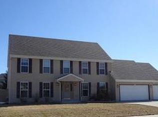 1413 Lee Ave, West Bend, WI 53090