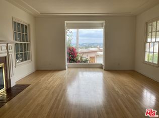 2279 Ronda Vista Dr, Los Angeles, CA 90027