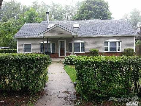 1st image of 22 Blackberry Ln
