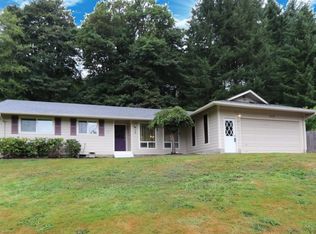 449 Carlon Loop Rd, Longview, WA 98632