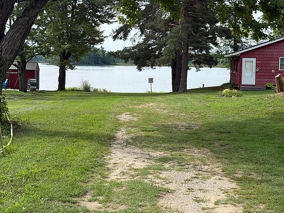 2nd image of Lakeview Blvd