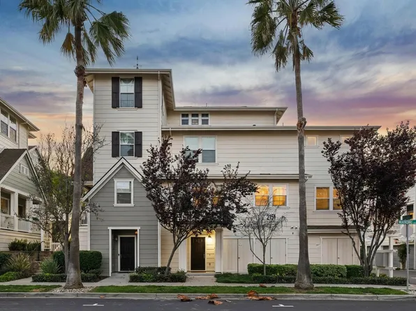 2153 Northshore Dr, Richmond, CA 94804