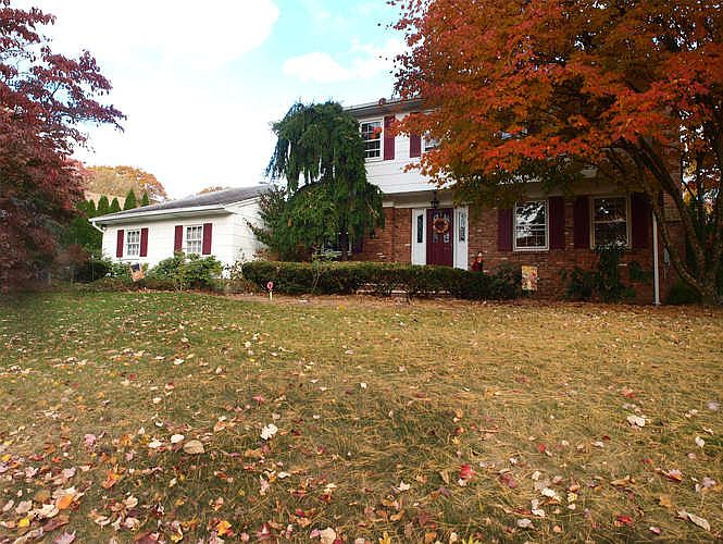 142 Spring Valley Rd, Park Ridge, NJ 07656 | Zillow