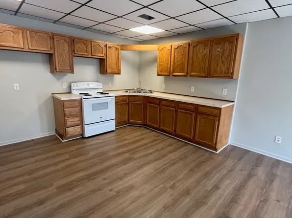 Whitehall Road - 3353, 3353 Whitehall Rd, Muskegon, MI 49445