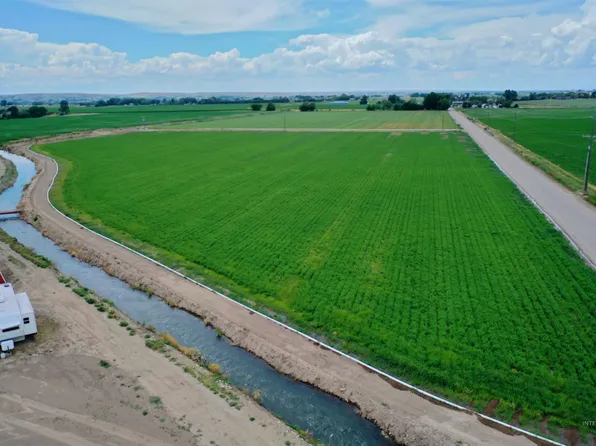 5025 Hillview Rd, Emmett, ID 83617