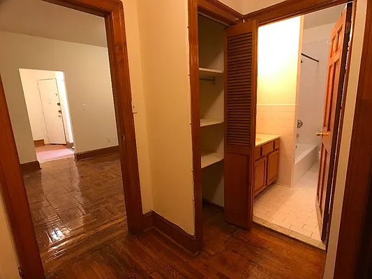 Rented by Sovereign Associates | media 16