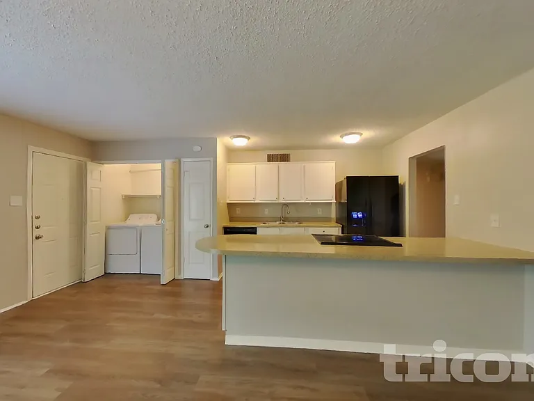 1610 Pilot Way — Photo 4