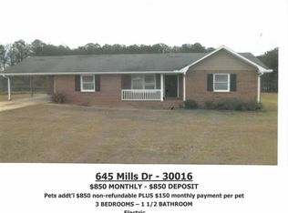 645 Mills Dr, Covington, GA 30016