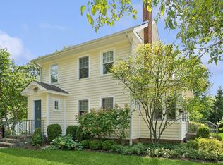 117 E North Ave, Lake Bluff, IL