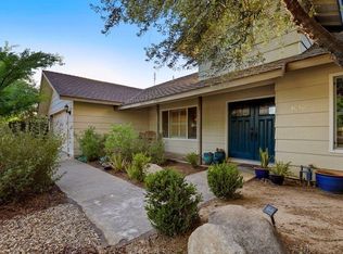3040 W San Madele Ave, Fresno, CA