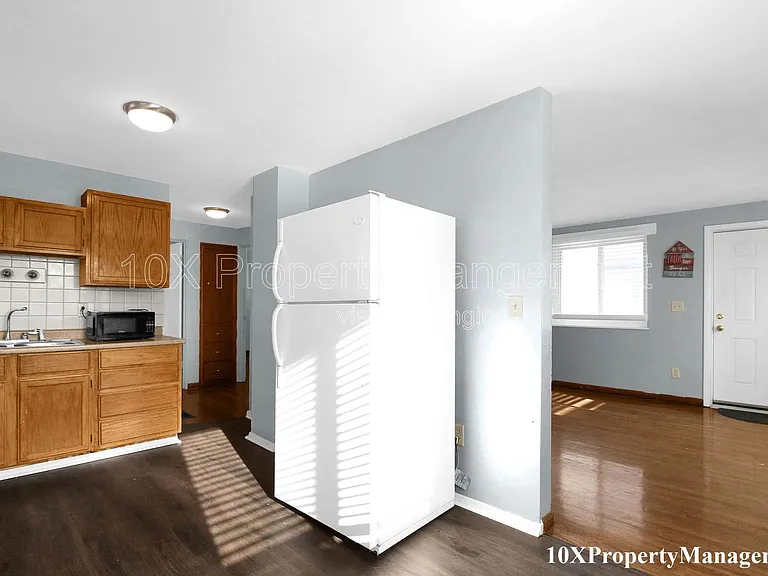 2459 Hiawatha St — Photo 11