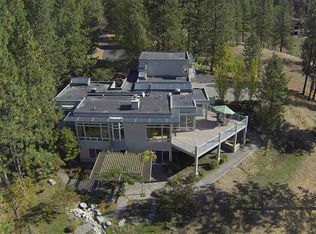 13727 N Riverbluff Ln, Spokane, WA 99208