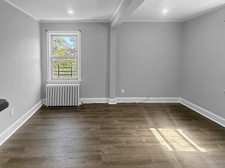 207 Edwards Pl #3B — Photo 5