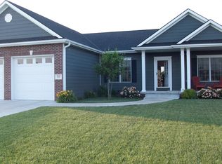 312 E Maple St, Seward, NE 68434