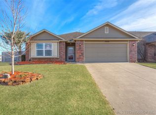 4006 W 103rd Pl S, Jenks, OK 74037
