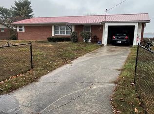 1433 Grand Dr, Morristown, TN 37814