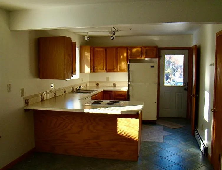1839 Walnut St #F — Photo 7