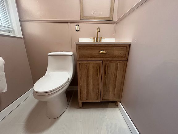 4th image of 1296 5th St APT 2