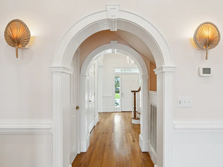 835 Bridge Point Cir — Photo 21