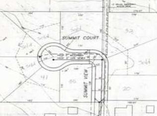 32 Fawn Cove Ct, Rockford, MI 49341