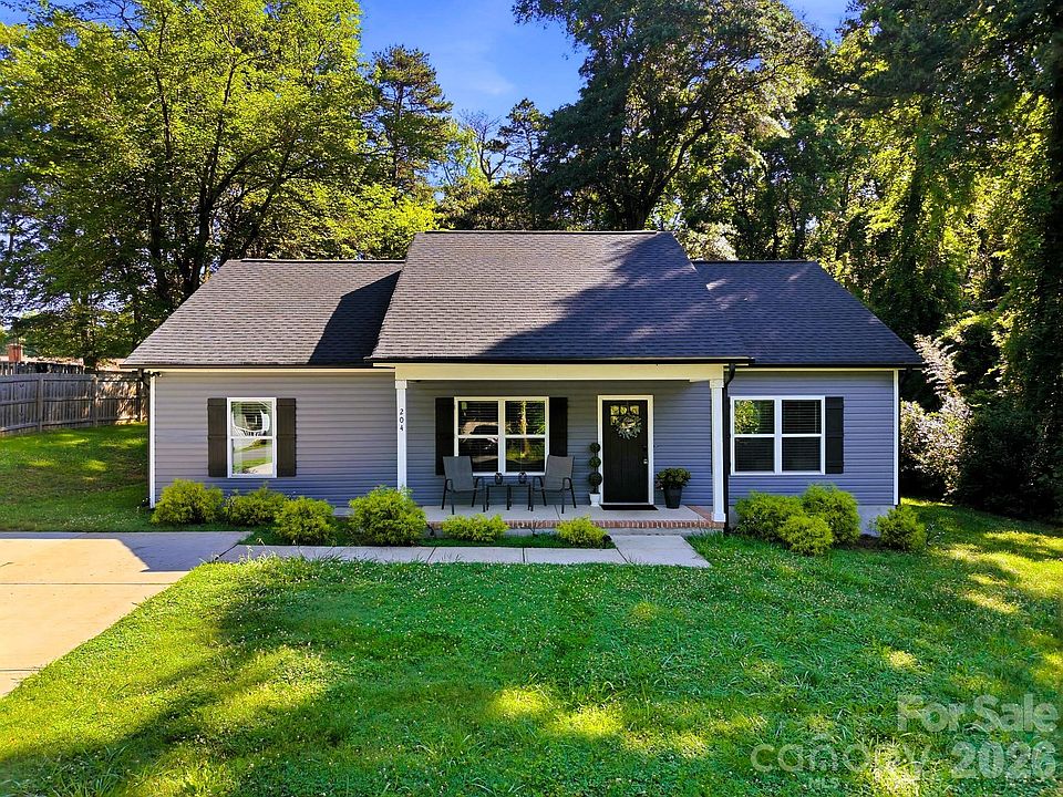 1st image of 204 Price St