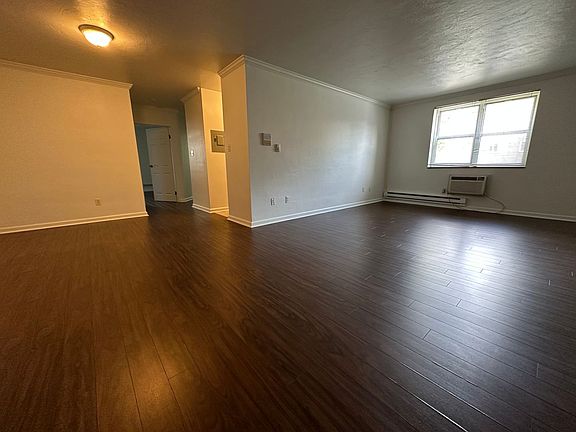 3rd image of 5720 Stanton Ave APT 205