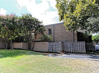 611 E 45th St APT 2, Austin, TX 78751