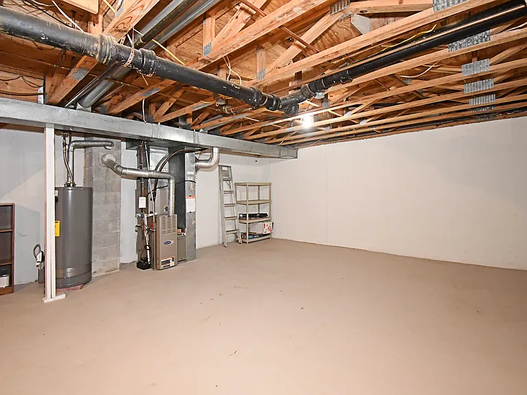 2489 Hillendale Dr — Photo 47