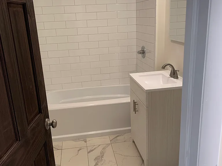 499 Morris St #1 — Photo 11