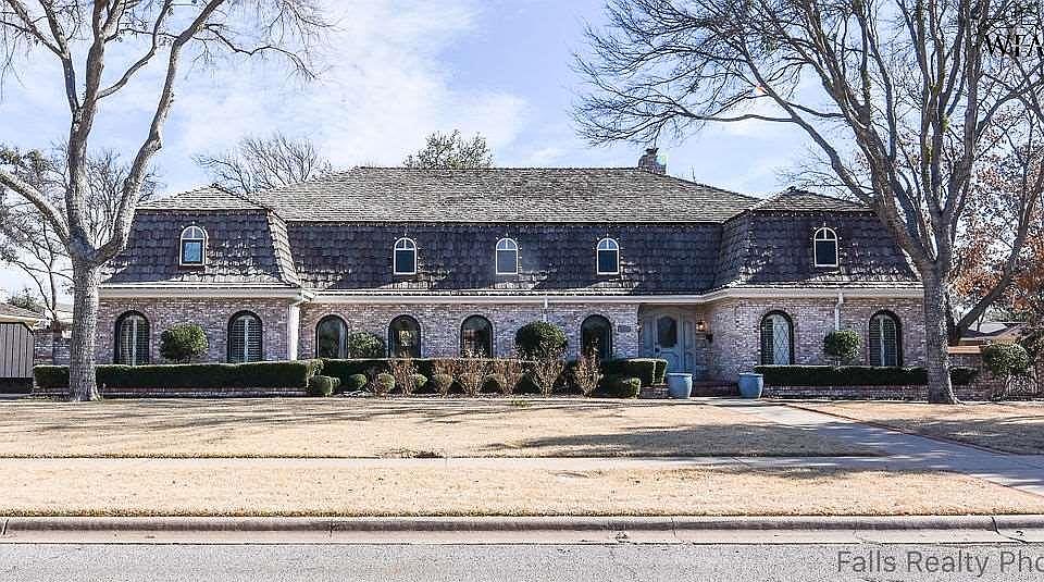 3311 Robin Ln Wichita Falls Tx 76308 Mls 159254 Zillow