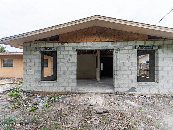 3rd image of 795 Osage Ave