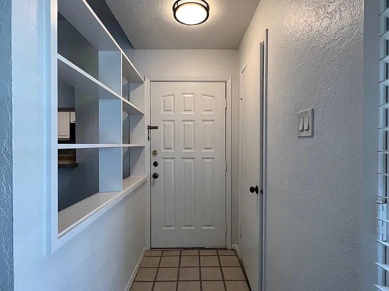 3140 Devonshire Dr #236H — Photo 12