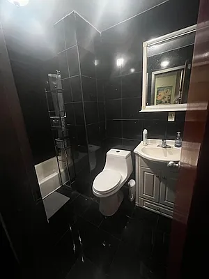 Rented by Manhattan Dwelling Corporation | media 6