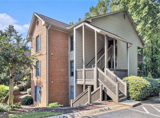 915 Garden Ct #915, Atlanta, GA 30328