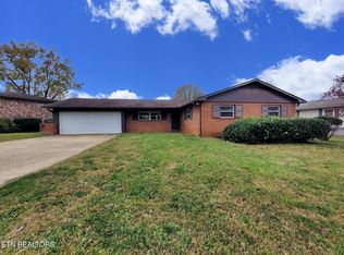 117 Killarney Rd, Knoxville, TN 37923