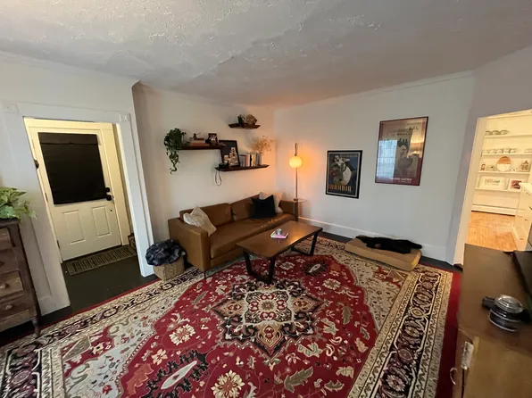 54 Burns Hill Rd #B, Wilton, NH 03086