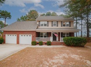 2187 Cora Dr, Hope Mills, NC 28348