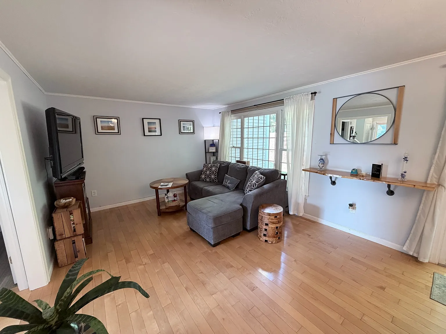 2 bed, 1164 sqft, $2,995 — Photo 3