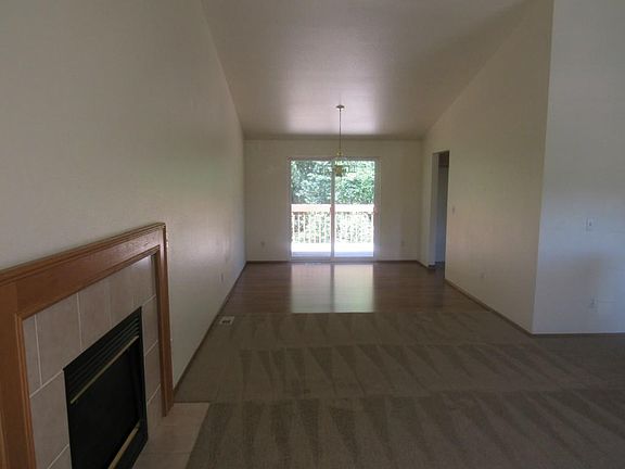 2nd image of 13607 21st Ave E