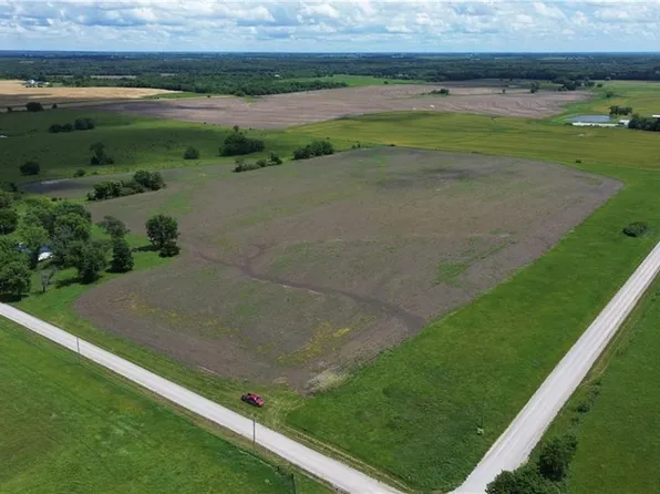 36475 W 407th St, Lane, KS 66042
