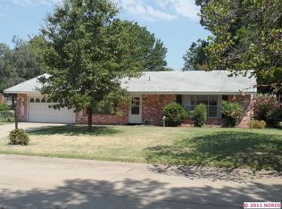 3700 Dana Dr, Bartlesville, OK 74006