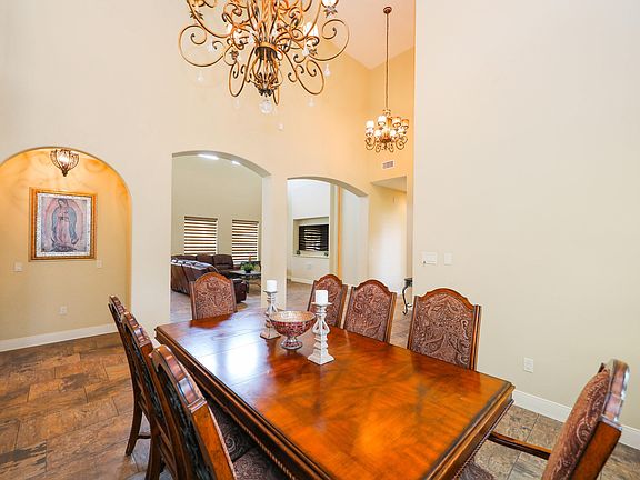 4th image of 7809 Sonoma Ct
