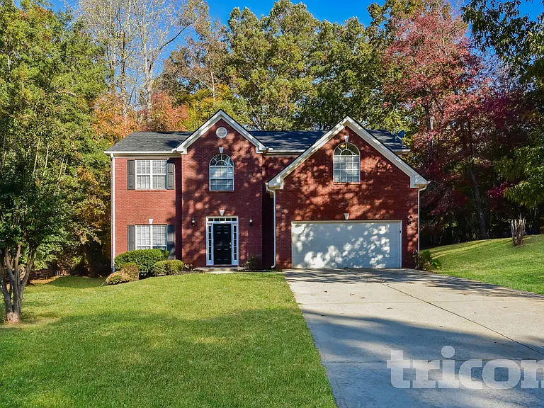 1219 Falls Creek Ct — Photo 1