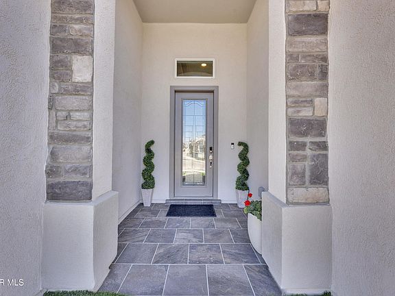 5th image of 12832 Indian Canyon Dr