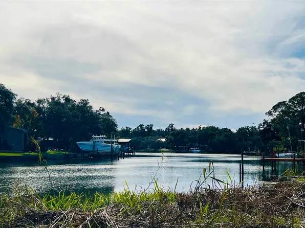 3655 Idlewood Dr, Pensacola, FL 32505