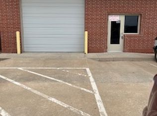 400 Wimbledon Rd, Edmond, OK 73003