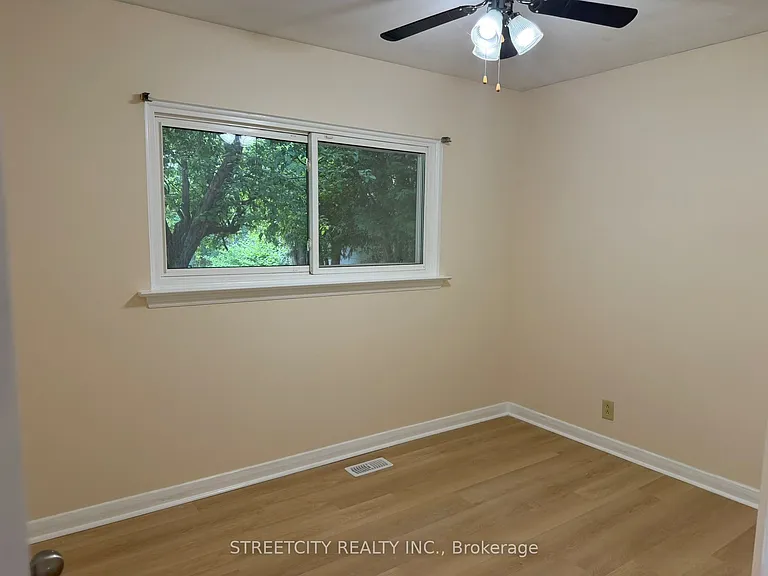 444 Scenic Dr — Photo 18