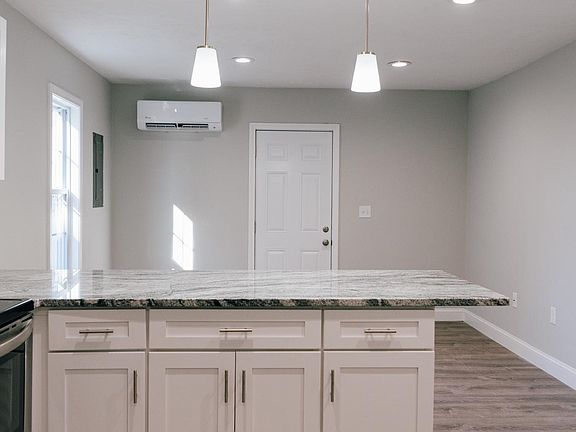 Kitchen / Living 2